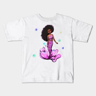 Best Mermaid gifts top 10 2022 Coco the Magical rainbow mermaid with brown eyes, flowing Afro hair and caramel brown skin - light background Kids T-Shirt